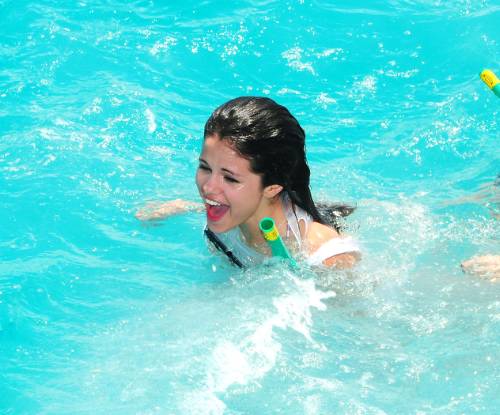 selena-gomez-153565.jpg